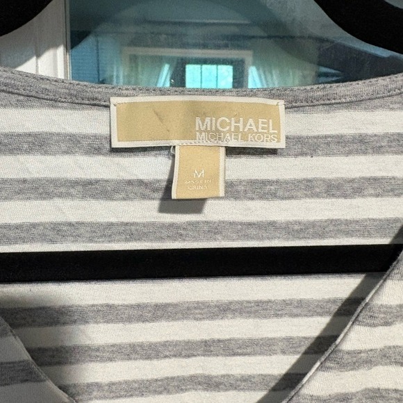 Michael Kors Gray White Short Sleeve Cutout Tee - Picture 4 of 5
